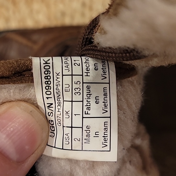 Ugg winter boots - Picture 8 of 9